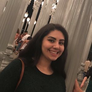 Meet your Posher, Esmeralda